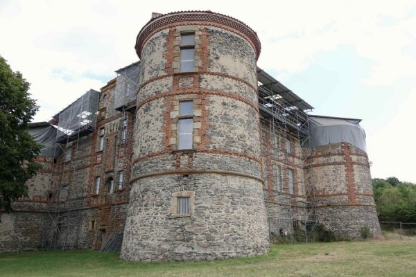 Château de la Chaux Montgros ; vue d'ensemble (photo F. Burg)