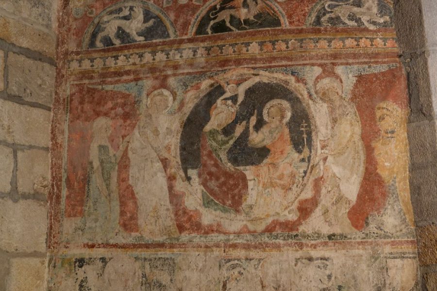 Auzon Peintures détail le couronnement de la Vierge (photo F. Burg)