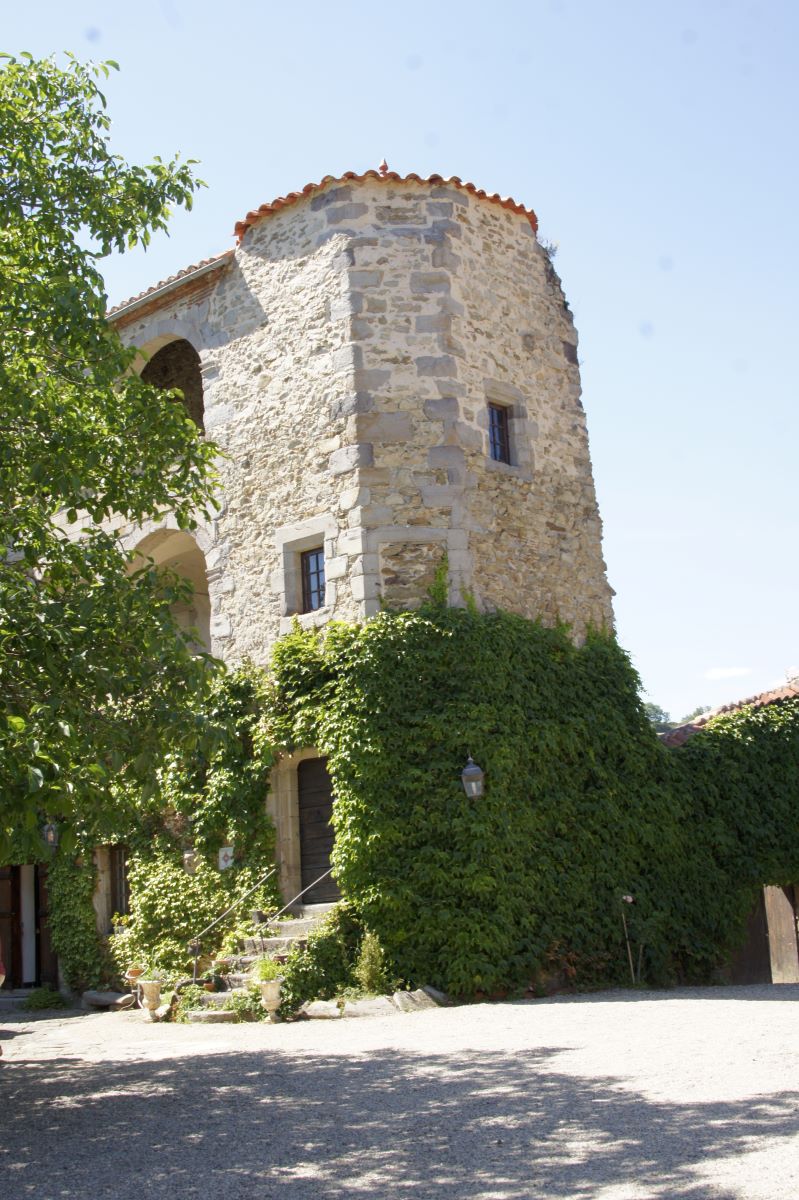 Auzon. Château (photo F. Chommy)