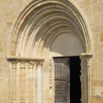 Notre Dame de Mailhat, portail sud (photo F. Chommy - GRAHLF)