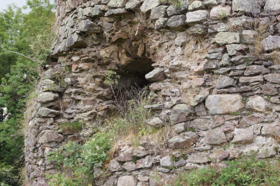 Tour du château de Clavelier (photo C. Chommy - Grahlf)