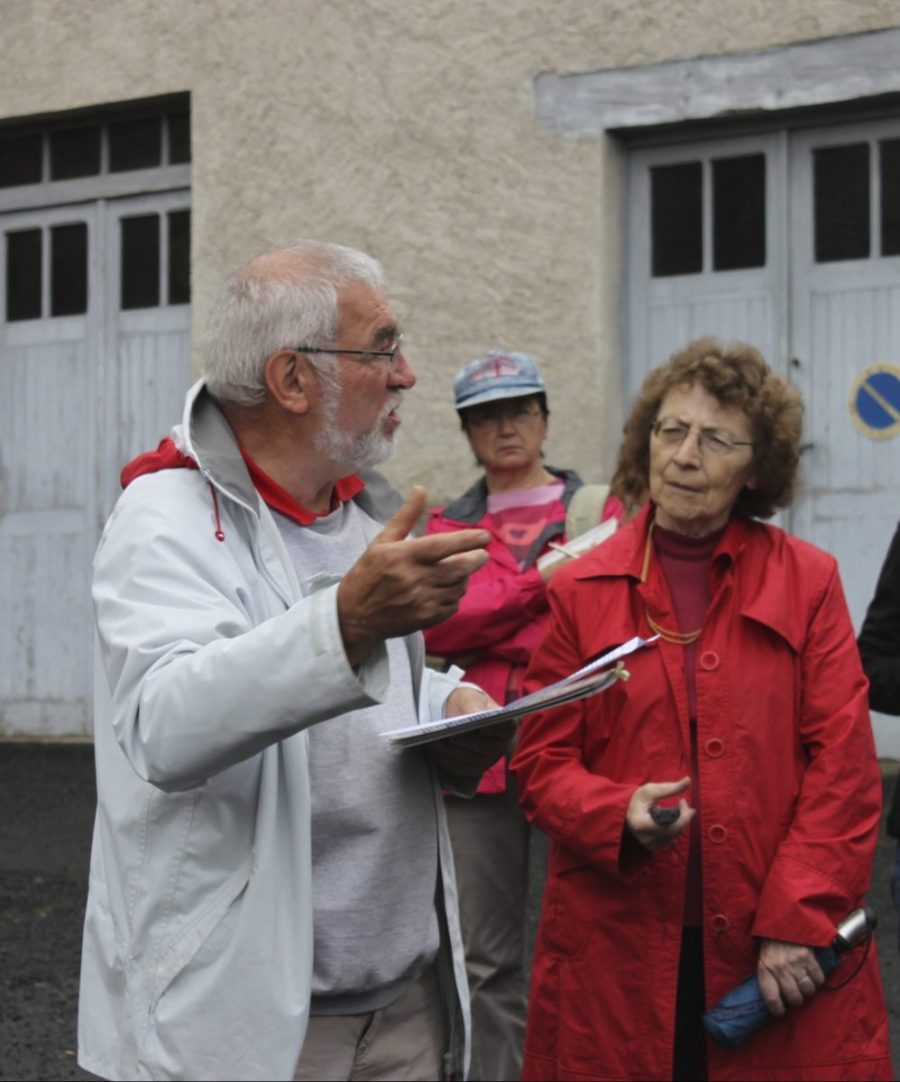 Attentive aux explications du guide (photo P. Terras - Grahlf)