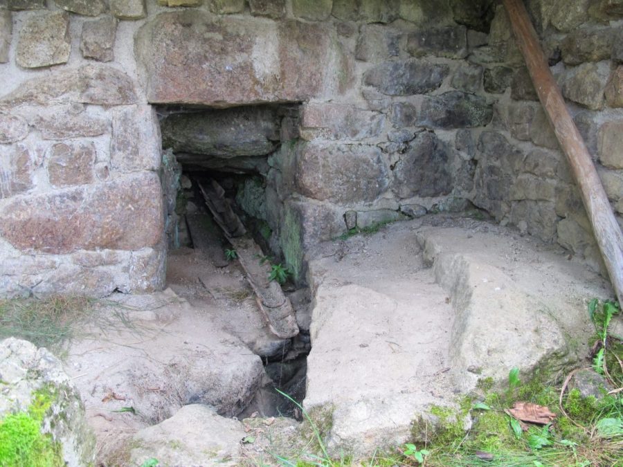 Four à poix du Trémolet - Usson (photo F. Chommy - Grahlf)