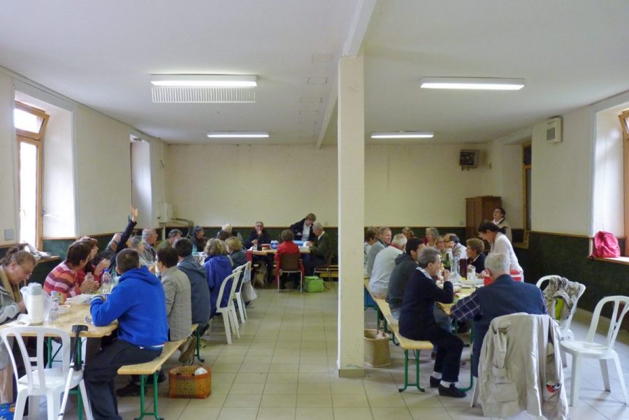 Pause repas (photo F. Burg - Grahlf)
