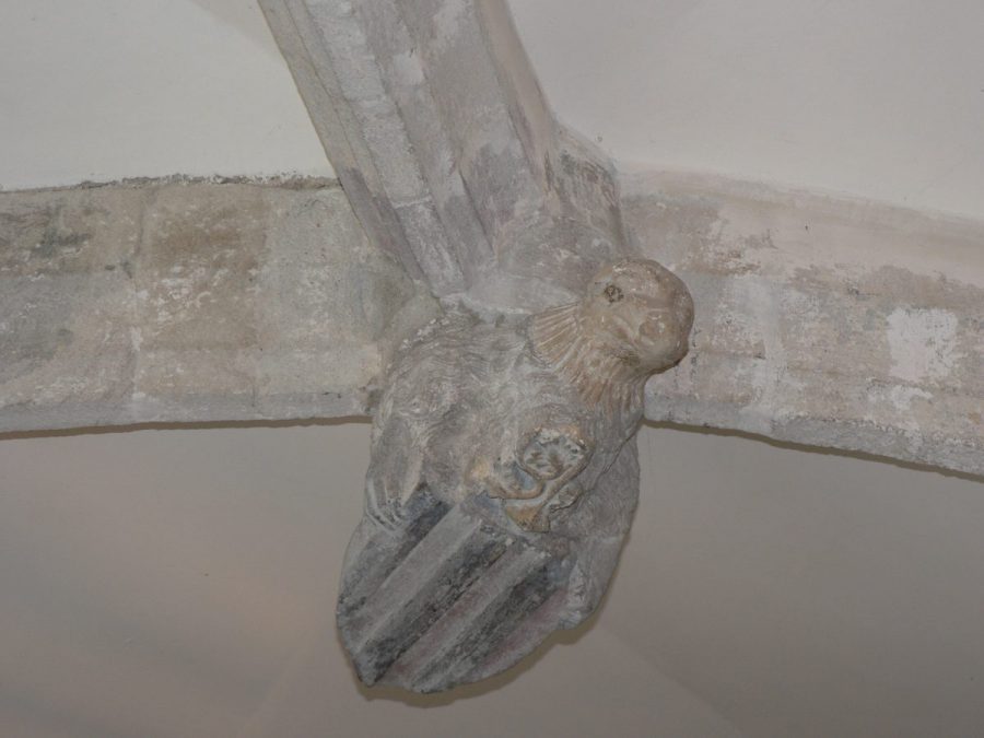 Sauxillanges. Clé de voûte Chapelle ND du Bois (photo F. Burg-Grahlf)