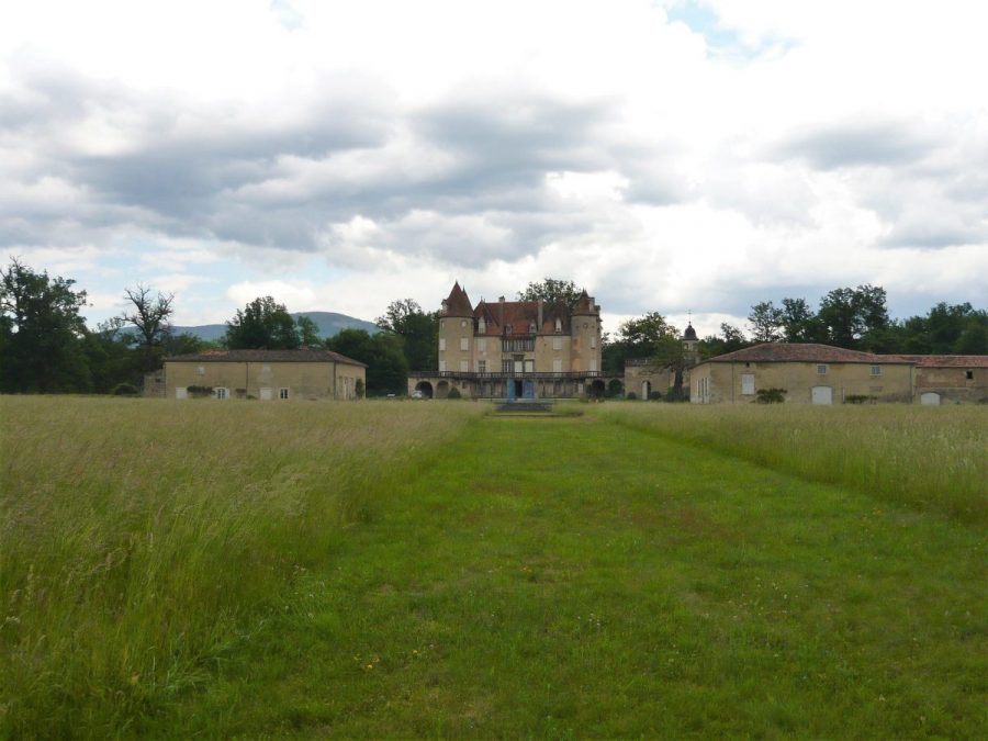 La Barge : le Parc aux bassin et le château et ses dépendances (photo F. Robert)
