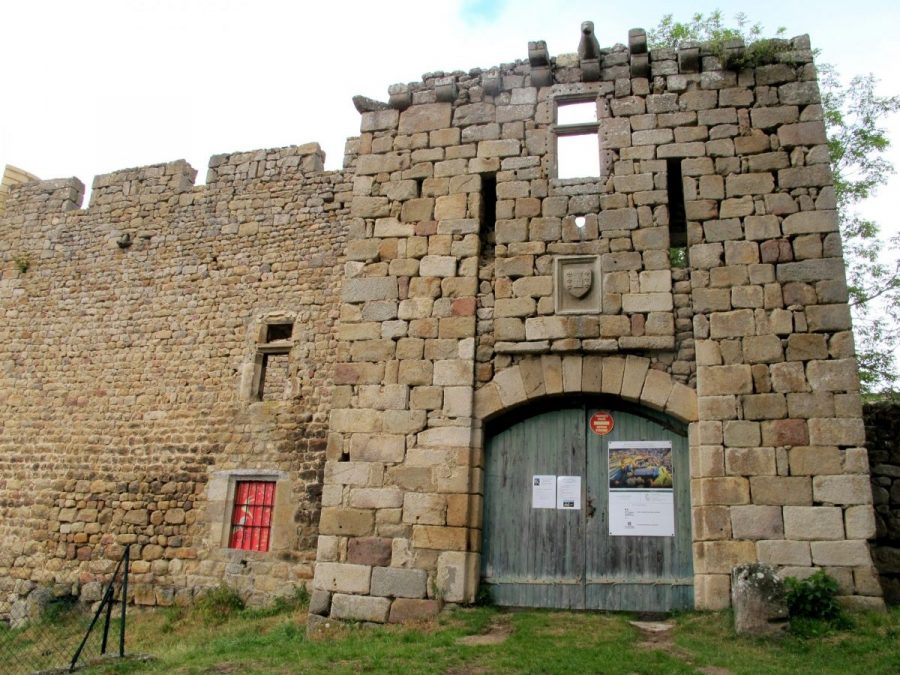Le château de Viverols (photo Fr. Chommy / Grahlf).
