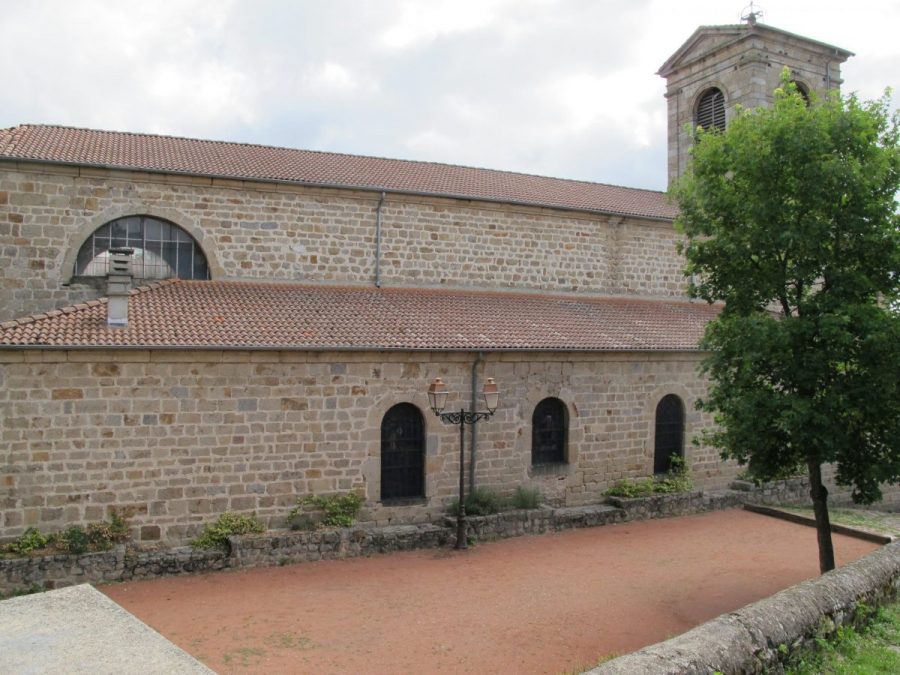 Viverols : l'église, consacrée au XIXè siècle (photo Fr. Chommy/ Grahlf)