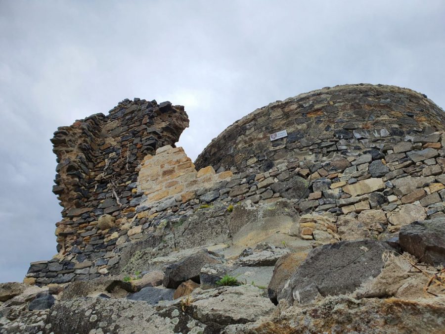 château de Montmorin : le donjon. (photo P. Terras /Grahlf)