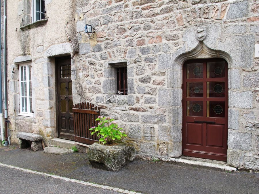 Cervières : maison du vieux bourg (photo Grahlf/Fr. Chommy)