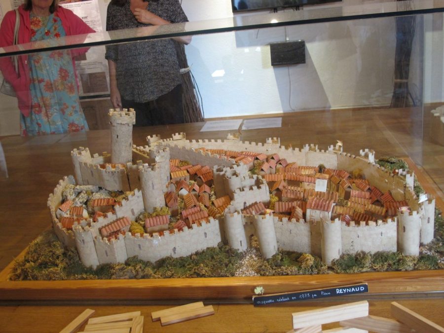 Cervières : maquette du XVe siècle au musée historique (photo Grahlf/Fr. Chommy)