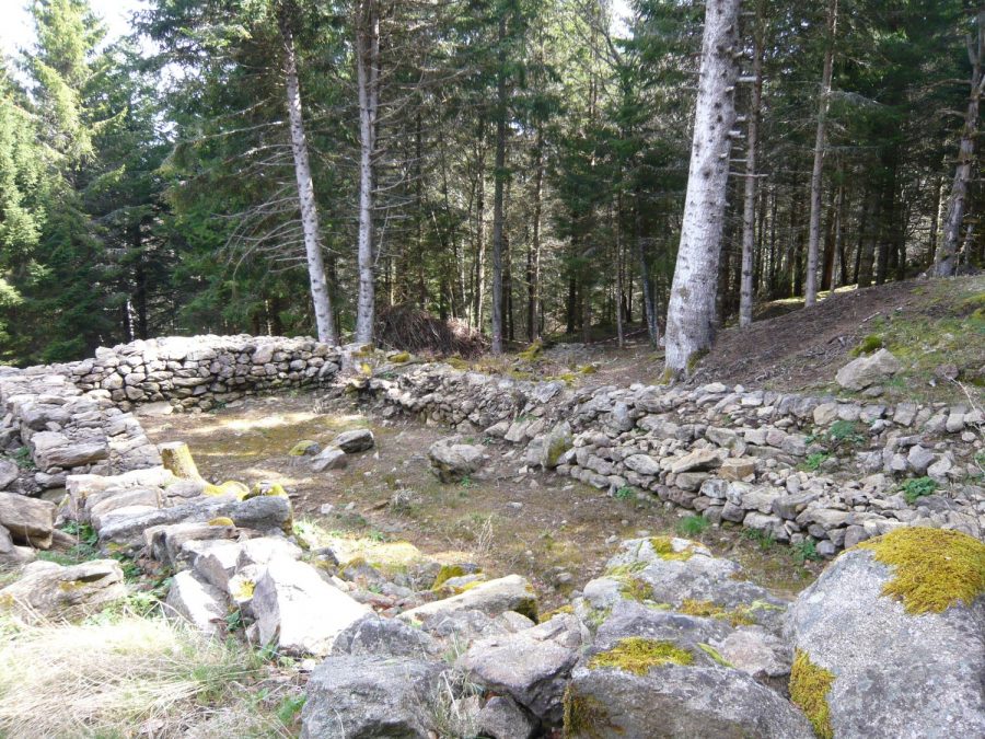 La Regardière : l'étable (bâtiment B1). Photo Grahlf/F. Robert